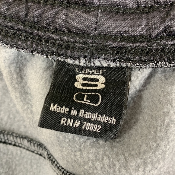 Layer 8 Men's Shorts Size L NWT Fleece Lined Thermal Black Camo - Picture 13 of 15